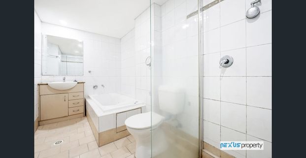 Convenient location 1 bedroom apartment in Homebush! - Photo 1