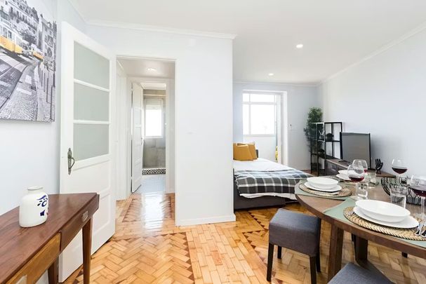 Travessa Amoreira, Lisbon, Lisbon 1200-737 - Photo 1