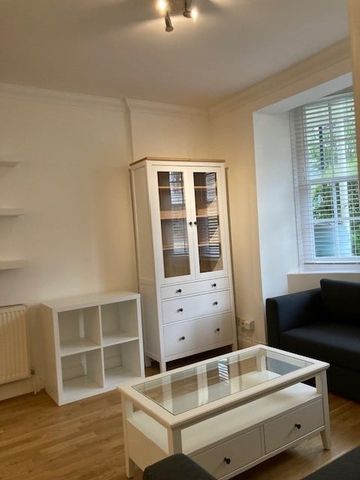 1 Bed Flat, Upper Rock Gardens, BN2 - Photo 3