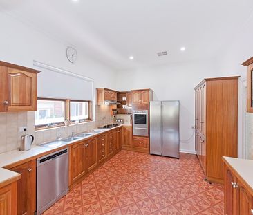 5-bedroom shared house / townhouse, Alfred Street - Photo 2