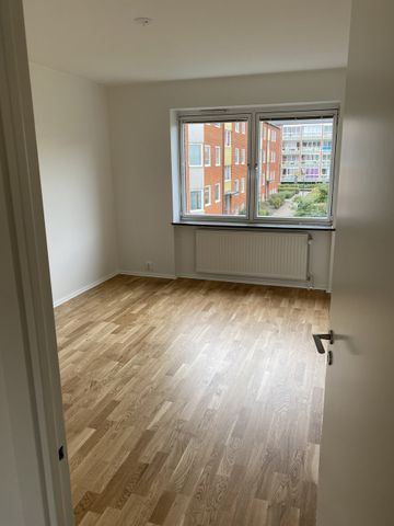 Docentgatan 1B, Hermodsdal - Photo 2