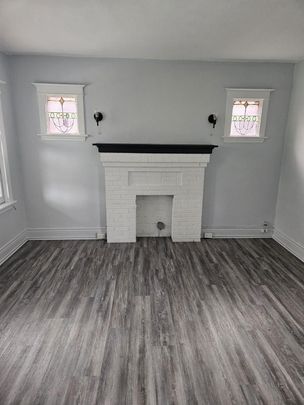 For Lease - 991 Main Street Unit# 5, Hamilton, Ontario - Photo 1