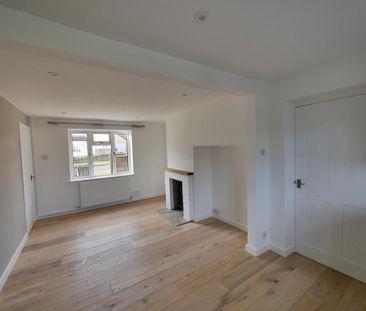 3 bedroom terraced house to rent - Photo 2