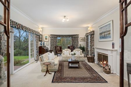 Discover A Timeless Manor House: A Perfect Blend Of Edwardian Charm And Potential - Photo 3