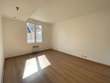 Location Appartement 4 pièces 79m² VILLEBON SUR YVETTE 91140 - Photo 2