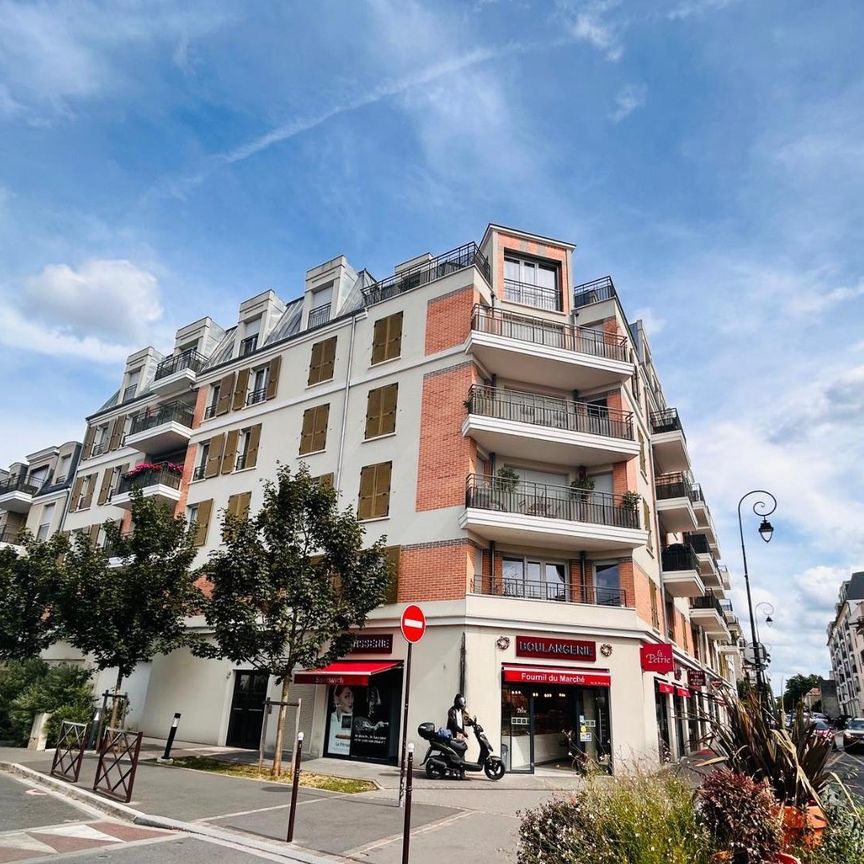 Location Appartement 3 pièces 64m² LE PLESSIS TREVISE 94420 - Photo 2