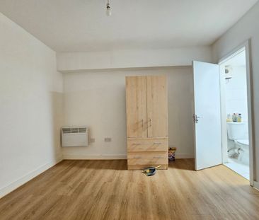 Studio Flat, Harrow Road, HA9 - Photo 4
