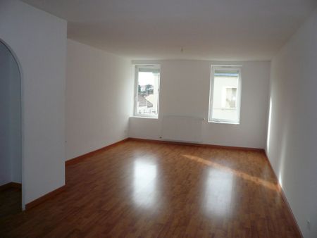 Location Appartement 3 pièces 69m² - Photo 2