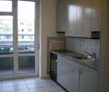 City life at Claraplatz - Photo 3