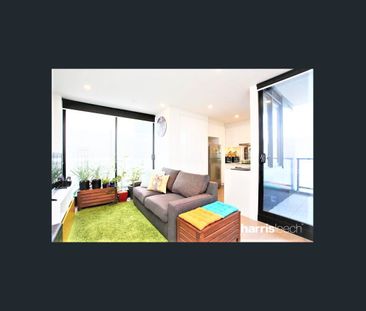 Urban living in the heart of Brunswick - Photo 1