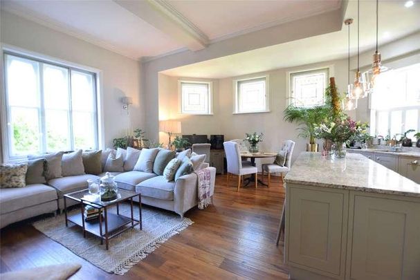 Broadwater Down, Tunbridge Wells, Kent, TN2 - Photo 1