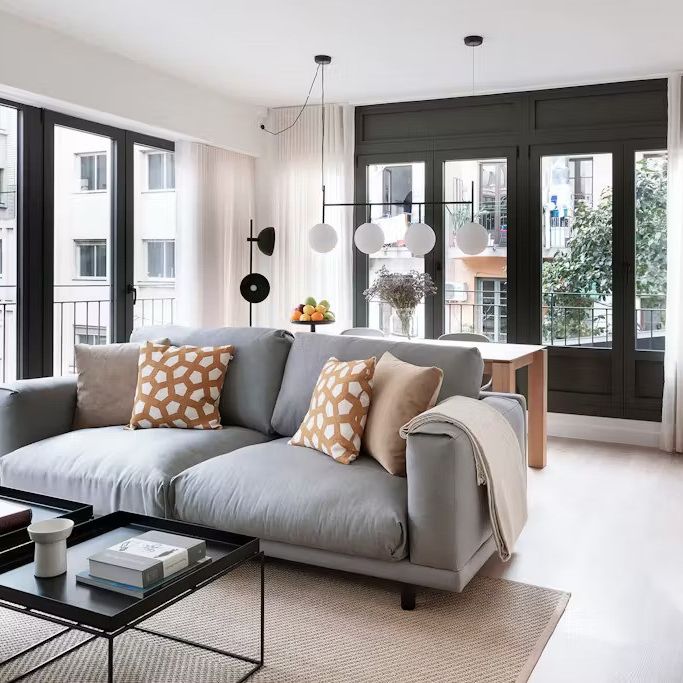 Passatge de Mercader, Barcelona, Catalonia 08008 - Photo 1