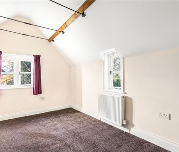 A 2 bedroom detached character cottage in an attractive village loc... - Photo 5