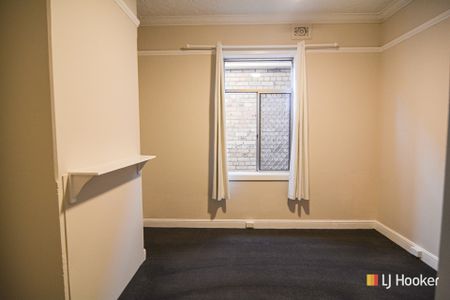 CLOSE TO EVERYTHING - Photo 4