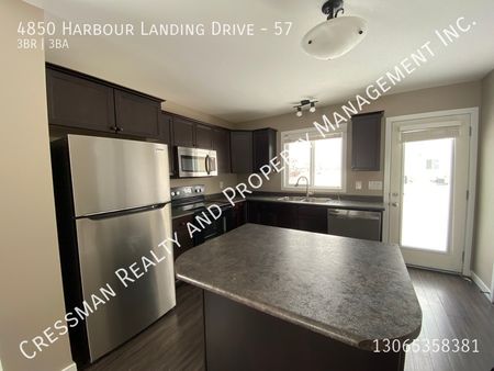 3 bed, 1 bath townhouse harbour landing - Photo 2