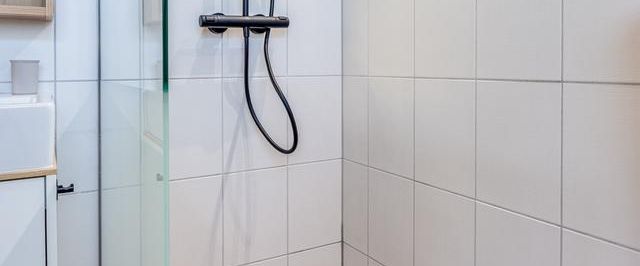 Voll möbliertes Häuschen (76qm) in ruhiger Stadtrandlage - Foto 1