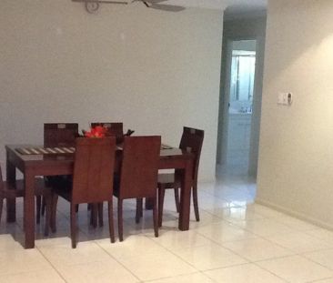Spacious Family Home in Kirwan - Photo 5