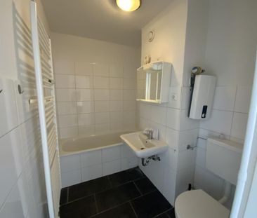 3-Zimmer-Wohnung mit Balkon in Neuss-Erfttal mieten - Photo 1