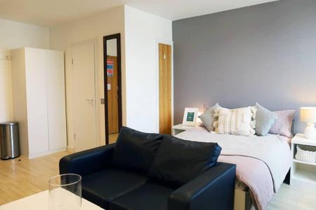 Studio to rent - Photo 5