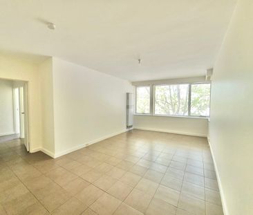 5/2A Robe Street, St Kilda, Vic 3182 - Photo 2