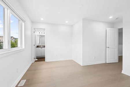 For Lease - 2477 Waterlilly Way, Barrhaven, Ontario - Photo 3