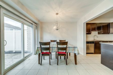 For Lease - 3002 Preserve Drive Unit# 5, Oakville, Ontario - Photo 3