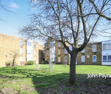 Flat to rent - Hassendean Road, London, SE3 - Photo 6