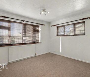 4 bedroom detached house to rent - Photo 5