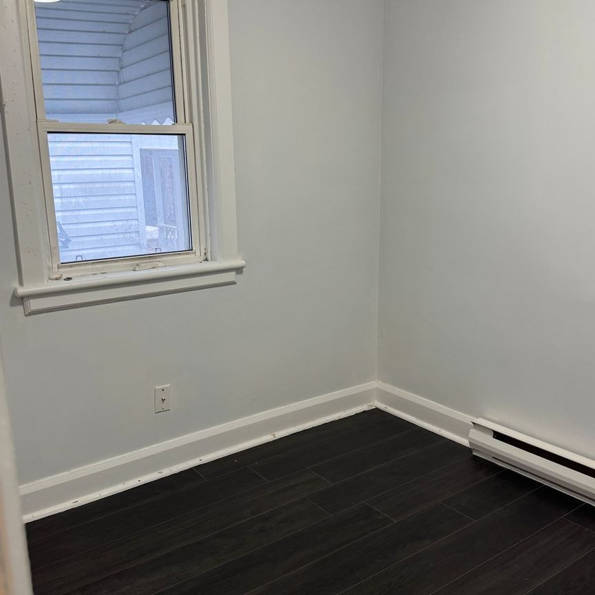 For Lease - 61 Adelaide Street, Kawartha Lakes, Ontario - Photo 1