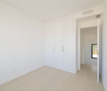 Semi-Detached House in Estepona - Photo 6