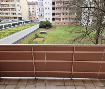 Zentral gelegene 2 Zi.-Wohnung mit Balkon in Nürnberg / Wohnung mieten - Photo 1