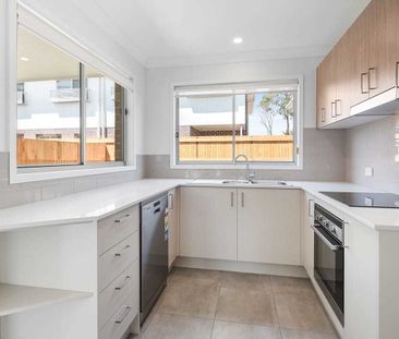 10/1 Dalvena Street, Marsden QLD 4132 - House For Rent | Domain - Photo 3