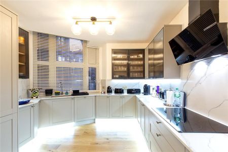 4 bedroom apartment to rent - Photo 5