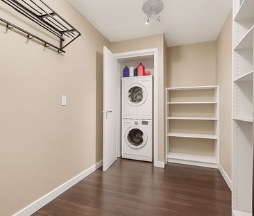 For Lease - 120 Dallimore Circle Unit# 221, Toronto, Ontario - Photo 1