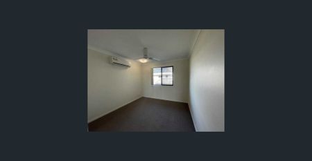 Great family home in Mount Low - Photo 3