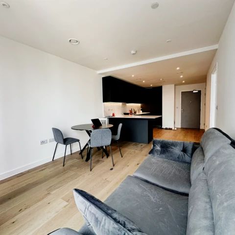 1 Bedroom 1 bathroom - Photo 1