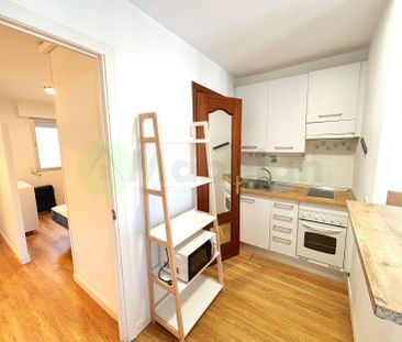 Apartamento de alquiler en Plaza España, Casco Antiguo - Photo 6