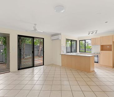 Private 2 Level Living in Quiet Townhouse Complex - Photo 4