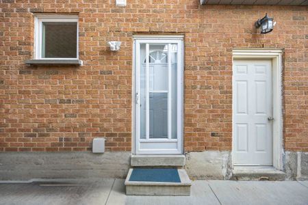 For Lease - 65 Amy Court, Vaughan, Ontario - Photo 3