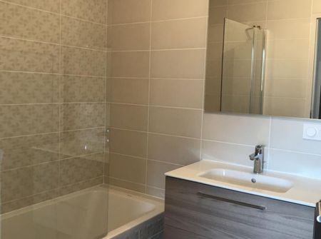 Location appartement 4 pièces – T3 Ville en sallaz - Photo 5