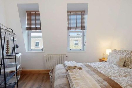 Hornsey Road, Archway, N19 - Photo 3