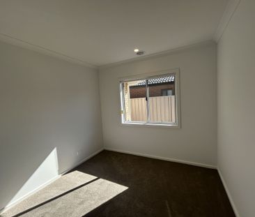 Brand New Build In A Quiet Established Estate - Photo 3