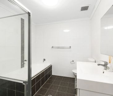 Townhouse Style Living - Photo 1