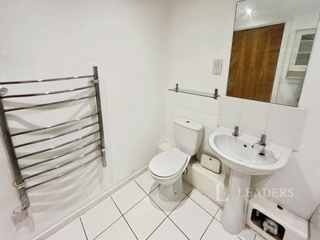 2 bedroom apartment to rent Station Road, Kenilworth, CV8 - Photo 4