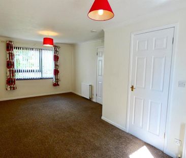 3 bedroom terraced house to rent - Photo 2