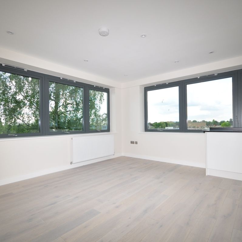 1 bedroom duplex flat to rent - Photo 1