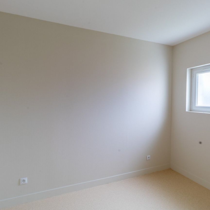 Appartement 4 pièces de 80 m² à Lorris (45260) - Photo 1