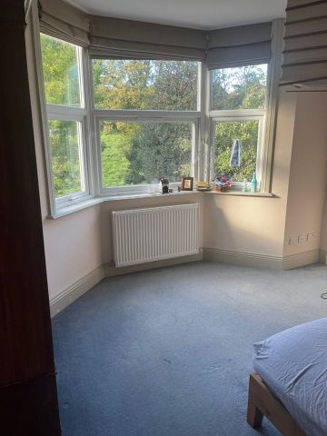 Room in a Shared House, Palmerston Crescent, N13 - Photo 2