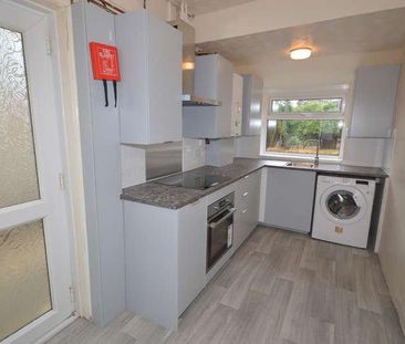 Beswick Avenue, Ensbury, BH10 - Photo 5