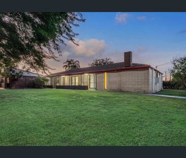 Charming Hillcrest Home Awaits You - Photo 5